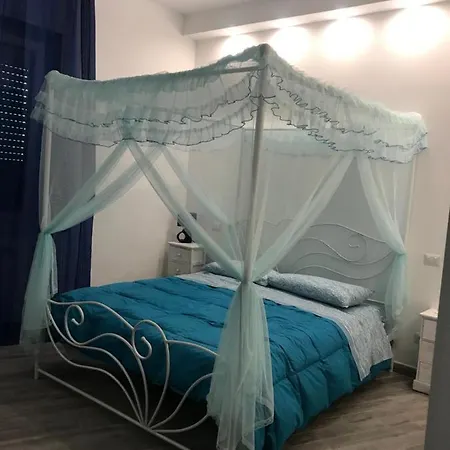 Lunablu Cinecitta' Nocleg ze śniadaniem Rzym